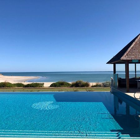 An Ocean,Beachfront And Pool View Apartment 210 Мандура Екстер'єр фото