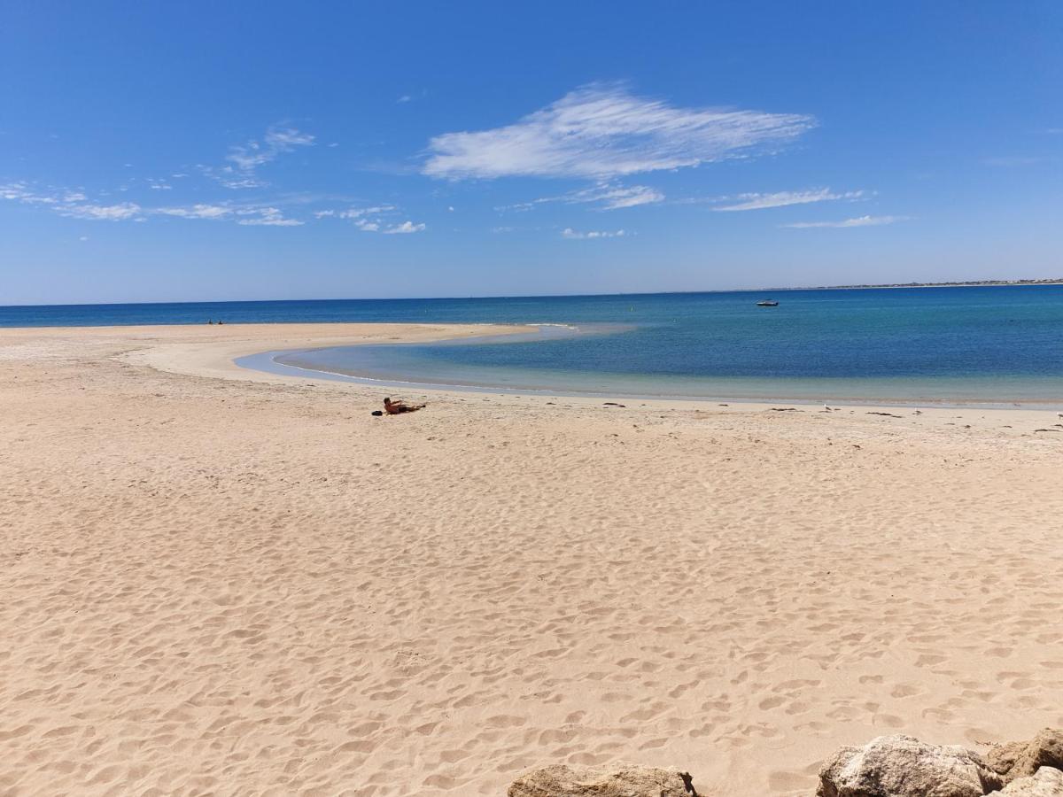 An Ocean,Beachfront And Pool View Apartment 210 Мандура Екстер'єр фото