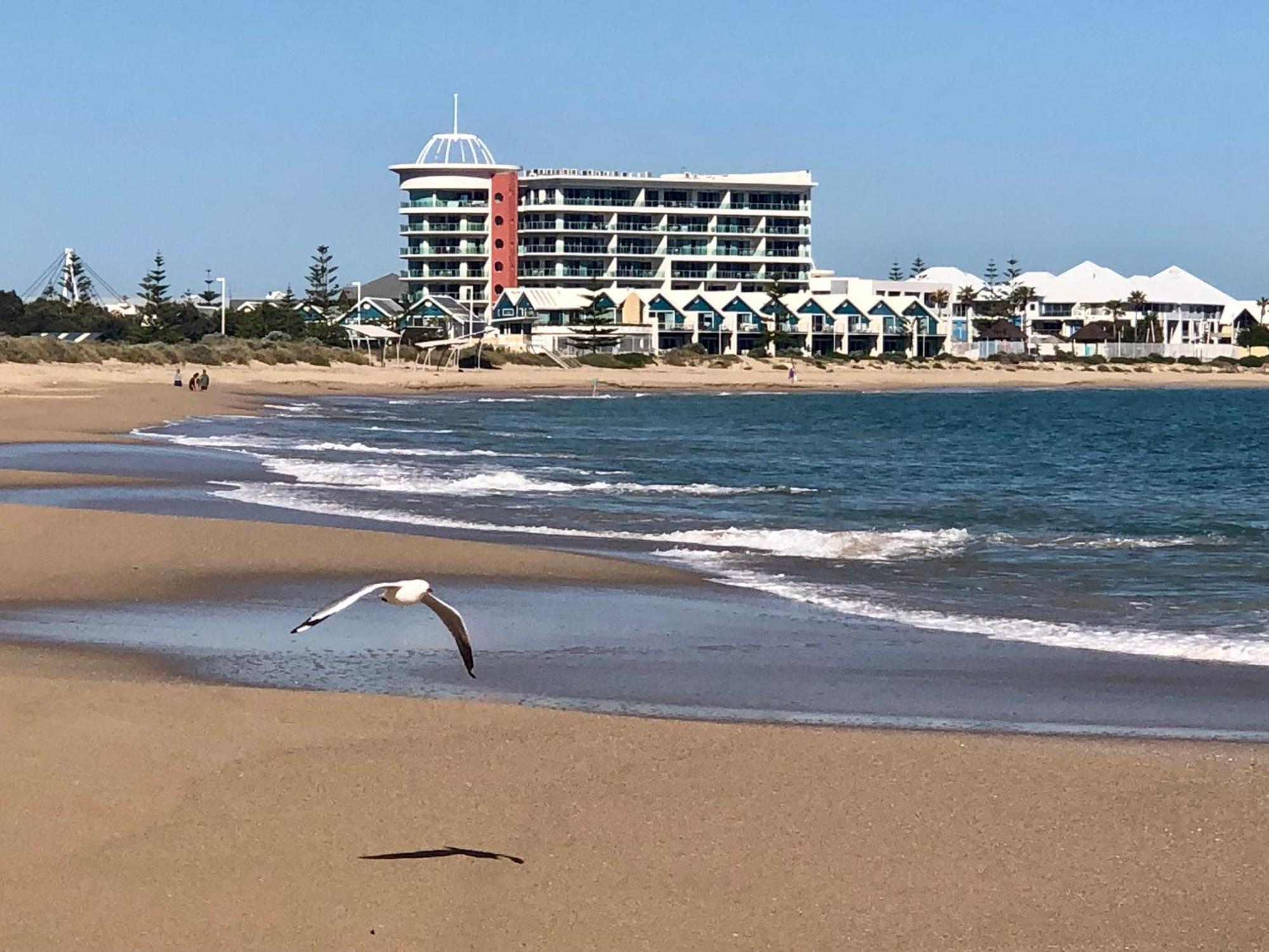 An Ocean,Beachfront And Pool View Apartment 210 Мандура Екстер'єр фото